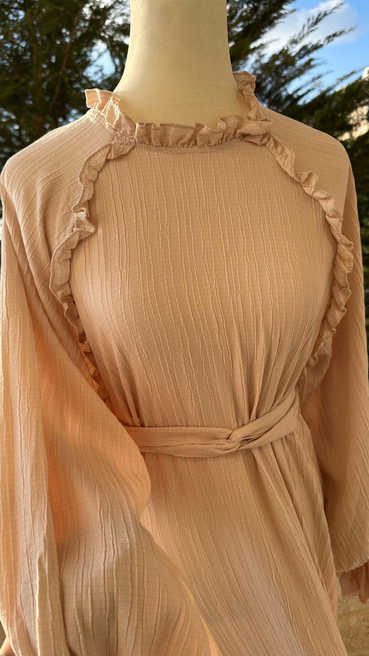 Dress with belt